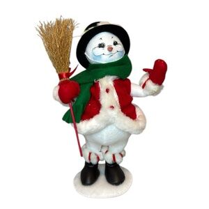 Annalee Frosty the Snowman Christmas holiday winter broom candy cane collectible